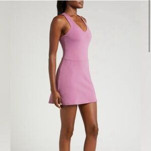 ALO Yoga Airbrush Real Dress in soft mulberry